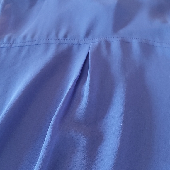 Cold shoulder blouse small - Picture 7 of 7